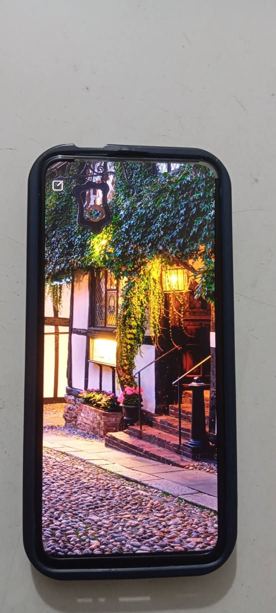 جهاز هواوي y9 نضيف ذاكرة128 مامصلح مابي ضرر السعر 70 بي مجال ***********
