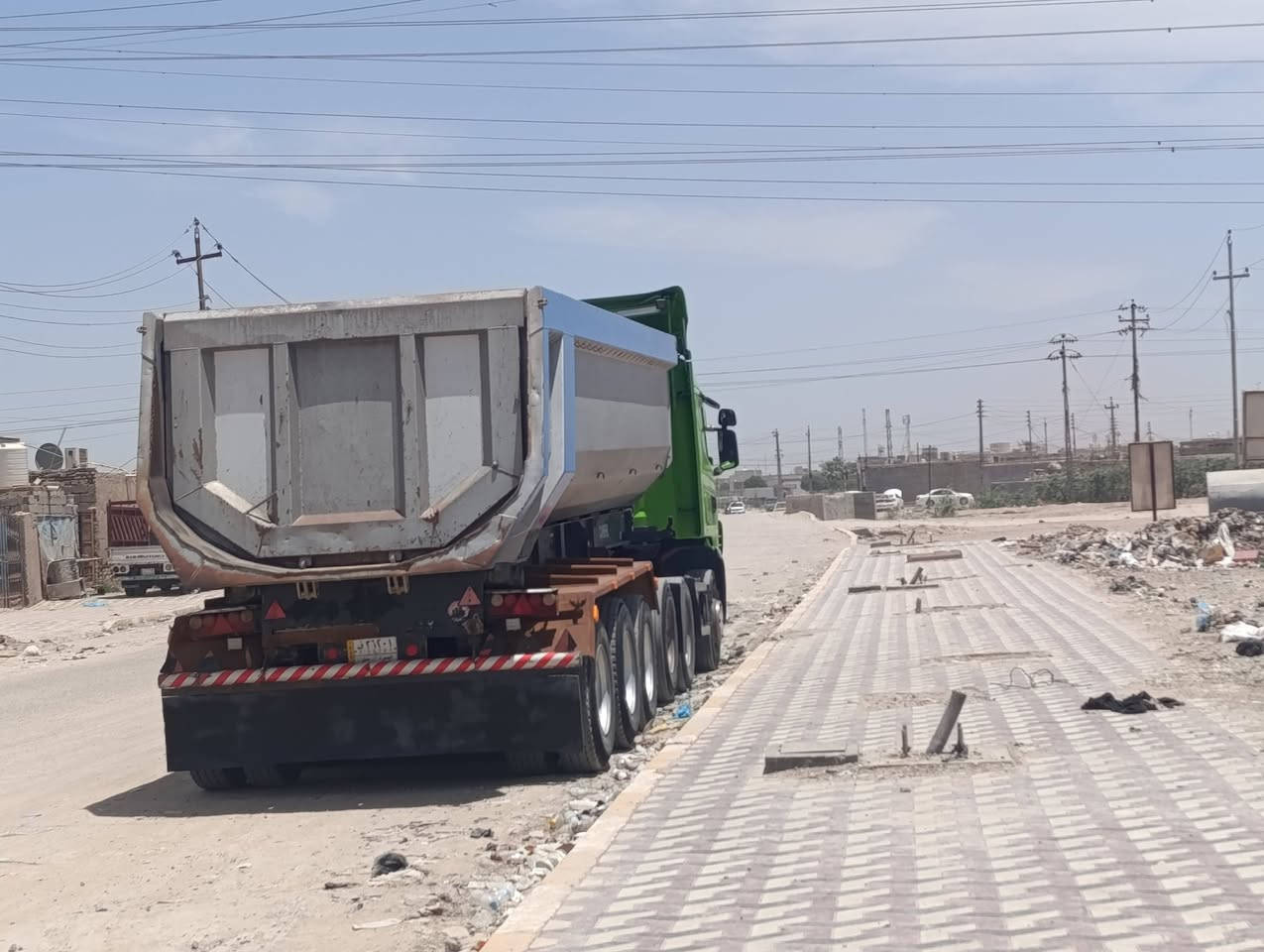 سلام عليكم
كل عام وانتم بالف خير 
سكانيا موديل 2004 كفاله مكينه V8 انجكتر تخم تاير جديد تبريد خير من الله مجموعه جوبلس ام الفلتر عربانه اوربي مكفوله وجديده ذرعه 32  رقم بصره تحويل مباشر سنويه جديده هزه جديده للاستفسار ***********
