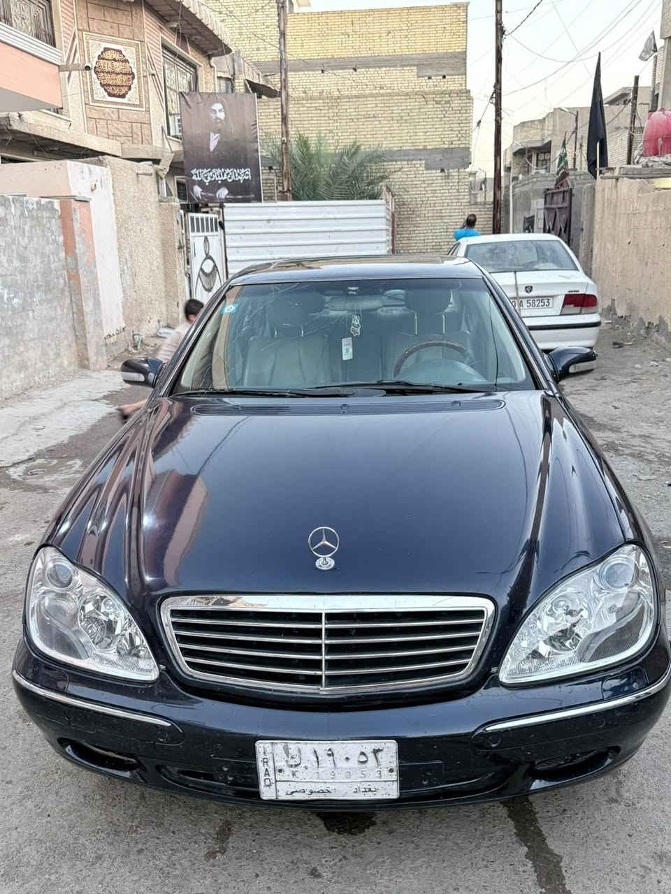 سلام عليكم مارسدس اللبيع موديل 2000 سعر 85 التفاصيل تصل على رقم***********
