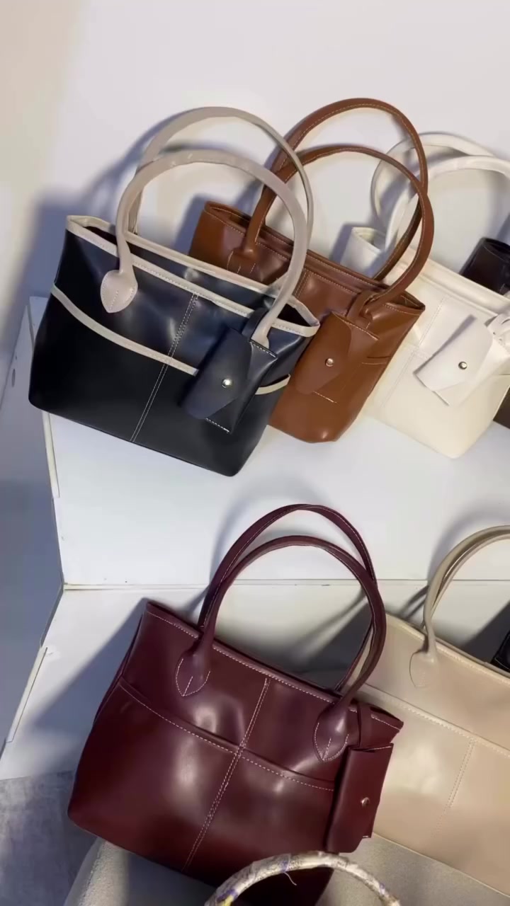 موديلات 2shoz للحقائب
يوجد توصيل كل انحاء العراق 5 الف 🚚
للطلب والاستفسار مراسلة واتساب ‭0785 366 5877‬

او انستا https://www.instagram.com/2.shoz?igsh=MXAycmN5dHc4eXJtNQ==
