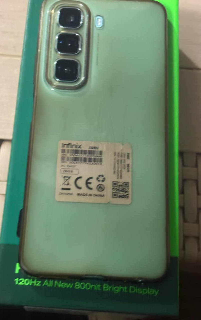 السلام عليكم ورحمه الله
جهاز انفنكس هوت 50 للبيع 
مواصفات الجهاز 
1: الجهاز نضيف جدا استخدام قليل 
2: غراضه كامله شاحنته الاصليه وكفر
3: كامره الاماميه 8m كامره خلفيه 50m
4: التخزين 256 
5: رام 8GB
6: وحده المعالجه Helio100G
7: بطاريه 5000m
8 : 1080x2460 الشاشه 
9: 16GB
السعر 165 وبي مجال 
العنوان بغداد ماعندي توصيل تجي تفحص وتأخذ


**إذا كنت صاحب هذا الإعلان وتريد حذفه لأي سبب، رجاءا أرسل رسالة إلى الدعم الفني**