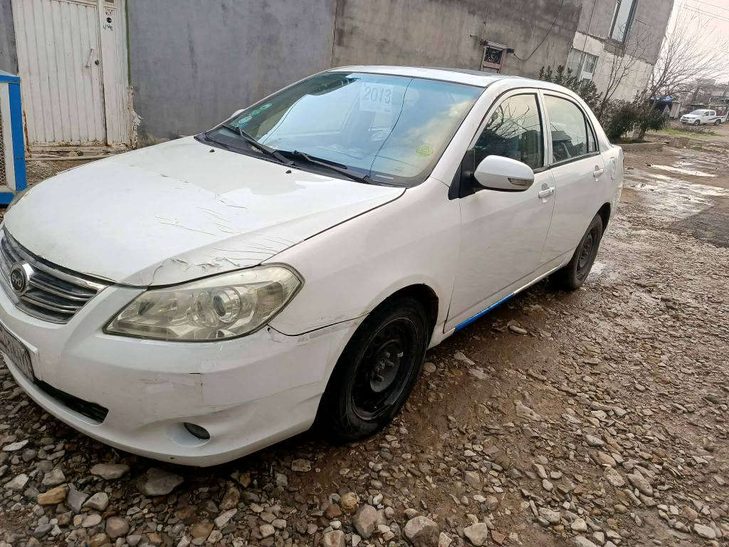 byd2013مکینە تویتا کرۆلا 
سعری۳۲گەڵا شوێن سلێمانی
*********** السليمانية, العراق
