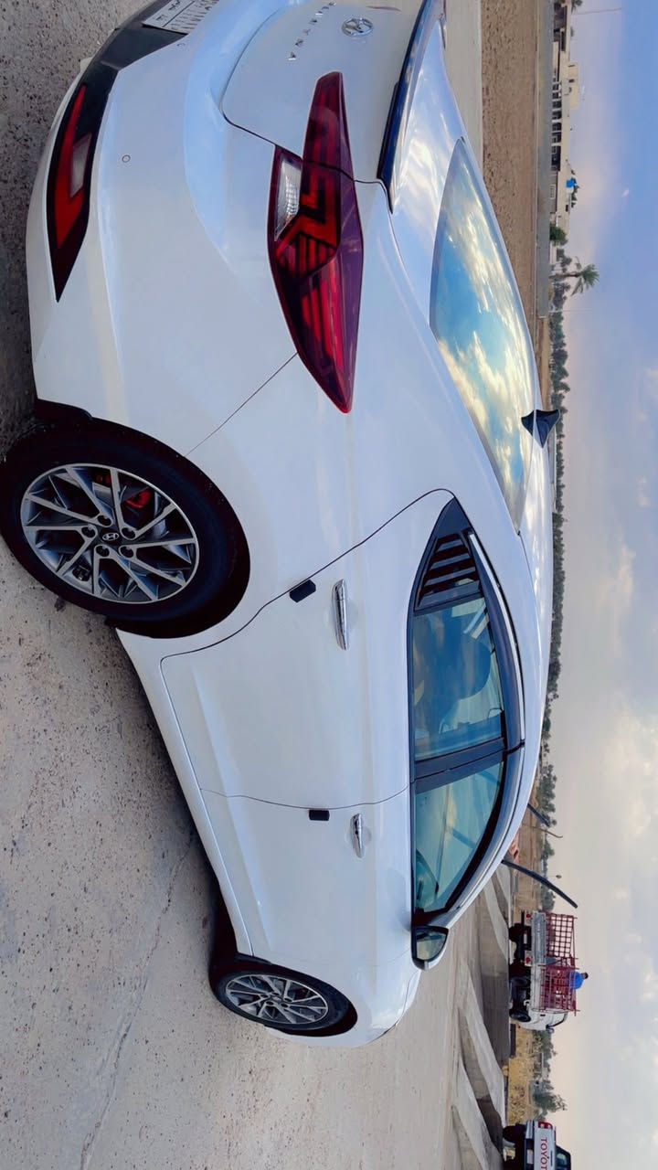 النترا 2020خليجي سيارة فول مواصفات بصمة اشاير بالمري شاشة فتحة بيهه قطعتين موضحات بالصور والسونار صدرهه خير من الله تخم تاير جديد سيارة عارضهه 162وبيها مجال مكاني بغداد اليوسفية وهذا رقمي ***********
