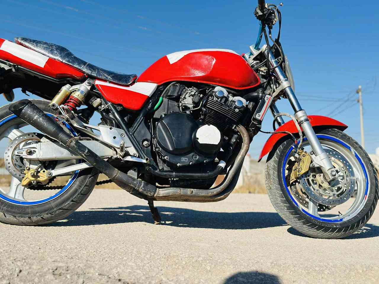 للبيع بطح
دراجه سبي فور 400  ١٦ ولف وراق أصولي دراجه مكفوله كفاله عامه اول وثاني وثالث  بطناش 
 مكينه وكير كفاله دراجه بلاديه كله برغي مابيه نقص نضافته  كدامك صورة 
 فصله نار ستيرن كزوز كاربون فايبر  رياضي سكان رياضي    تايرات جدد 
معدل ١٨٠ شرط  نكره بكل وقت
 مكان دراجه بابل 
السعر 1500 يعني مليون ونص
وبيهة مجال ذا شراي 
***********
