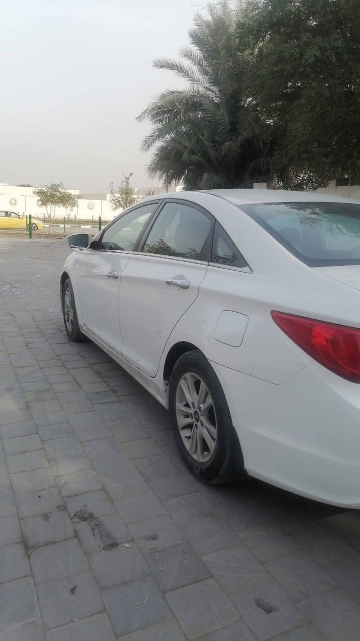 السلام عليكم
سوناتا ٢٠١٣ خليجي
ابيض رقم اربيل ألماني بسم كردي أتريد تحويل موجود او وكالة
المواصفات
تبريد خلفي
مكينه ٢٤٠٠
وباقي المواصفات المعروفه 
السيارة مكفولة كفالة ما عدا الجاملغ الخلفي صبغ بدون دواخل
المكان  النجف الاشرف 
السعر ١٢٥ للاستفسار *********** او عبر الواتساب غير متواجد على الفيس مكلف بل نشر النجف, العراق
