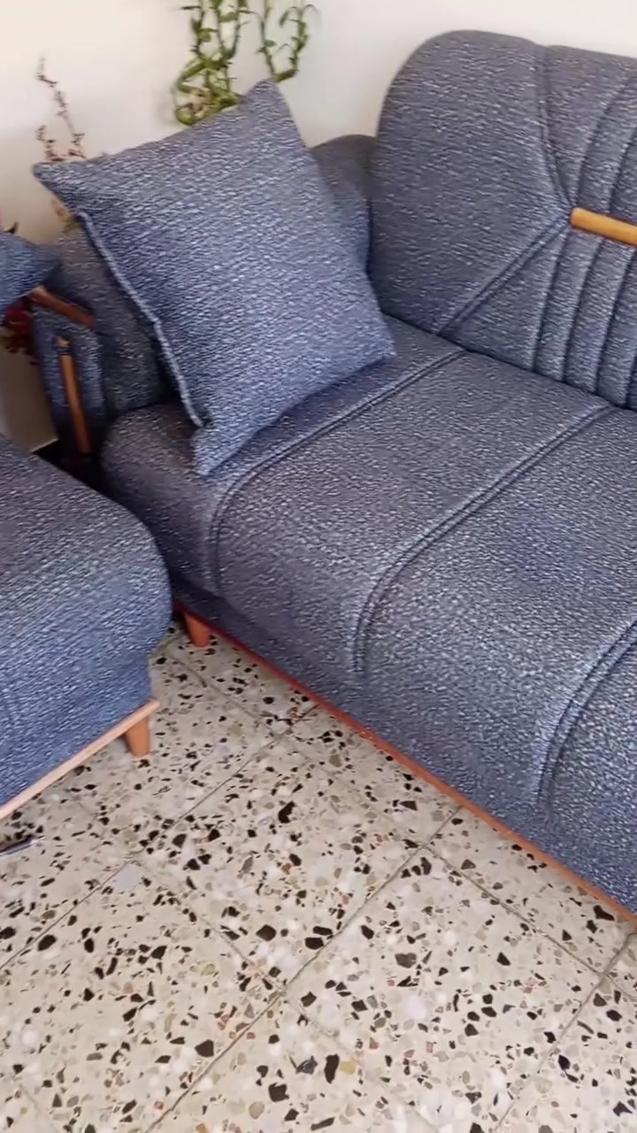 ديوان عشر مقاعد نضافه فول سعره 750قفلوهذا الوصل قبل يومين اخذته سبب البيع صغر المساحه عندي


**إذا كنت صاحب هذا الإعلان وتريد حذفه لأي سبب، رجاءا أرسل رسالة إلى الدعم الفني**