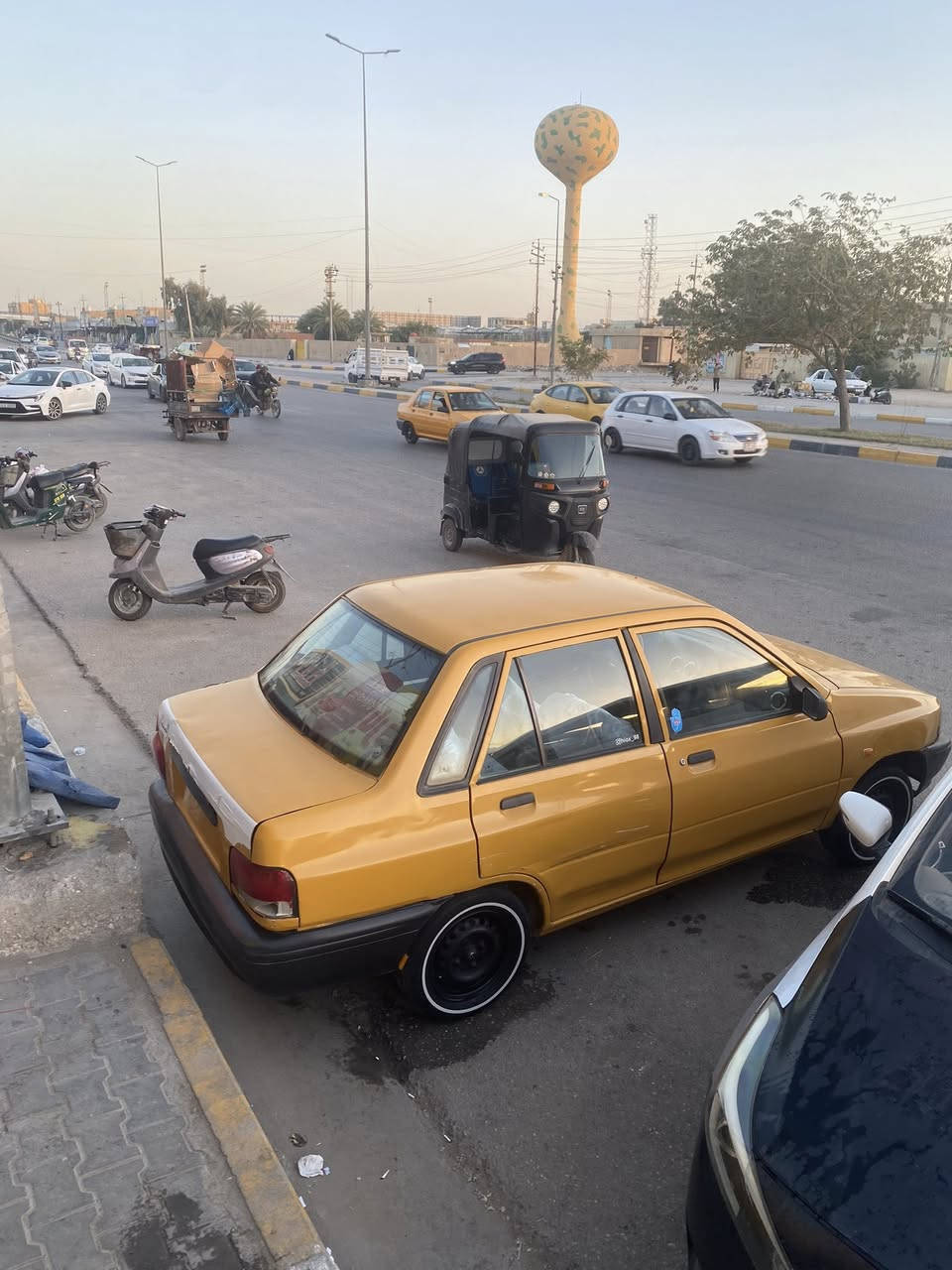 السلام عليكم
للبيع سايبه ٢٠١١ 
رقم بابل سنويه ٢٠٢٨
مكاني كربلاء 
٢٠ وبيها مجال 
 ***********
