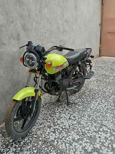 سلام عليكم ديون لبيع مديل 25 أوراق سكنر  سعر1350وبيه مجل ***********
