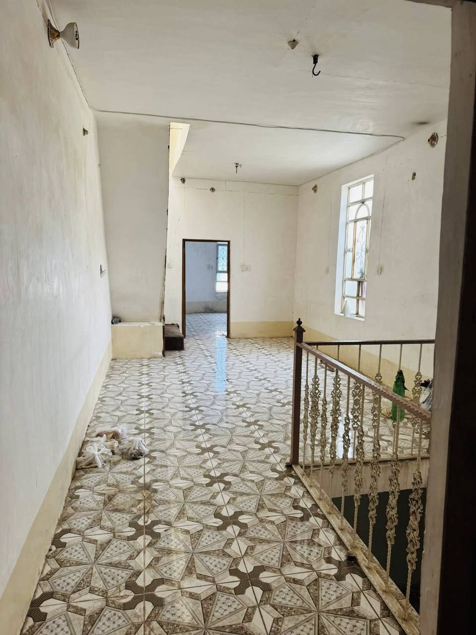 دار ايجار 100 متر طابقين حي الوفاء 3 غرف نوم وصالتين ومطبخ واستقبال للاستفسار واتساب
***********
