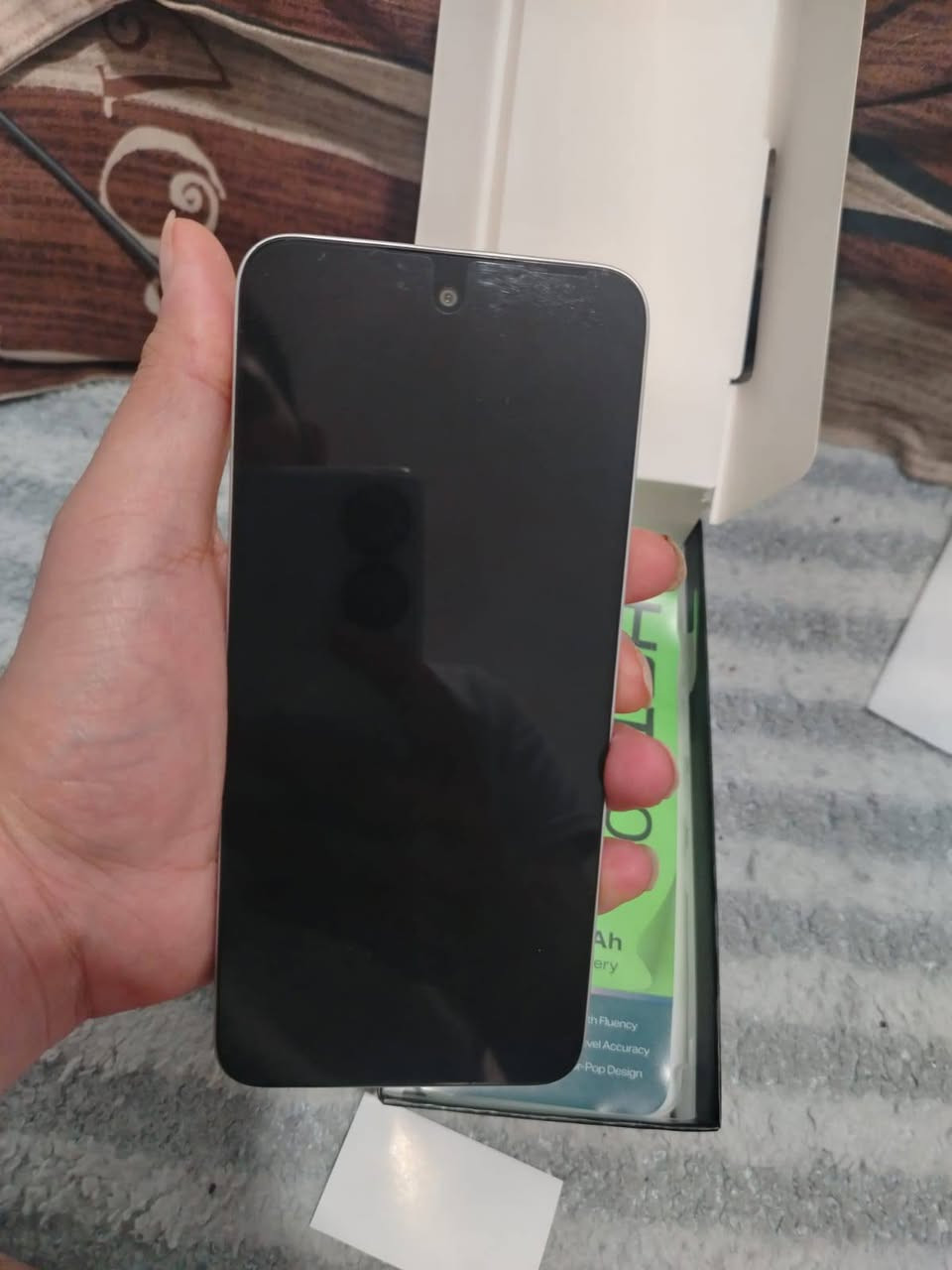 سلام عليكم عندي جاهز انفنكس هوت 60i جاهز أخو جديد استعمال قليل ذاكره. 265 عشوائيه 8 يشغل ببجي 40 فريم غراضه ما مستخدمه شاحنه 45w معالجة G81UItimate حجم شاشه 6.7  جهاز قوي  السعر 210 بيه مجال بسيط مكاني بغداد البنوك رقمي ***********
