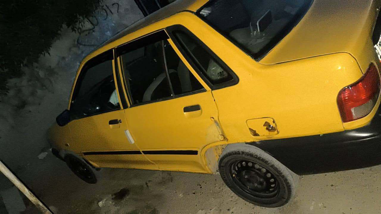 السلام عليكم سايبه موديل 13 تبريد كير محرك كله نظيف انزل بيها للشارع  حداديه نظيفه هيه غرمات مصفره السعر 28بيه مجال كربلاء ***********
