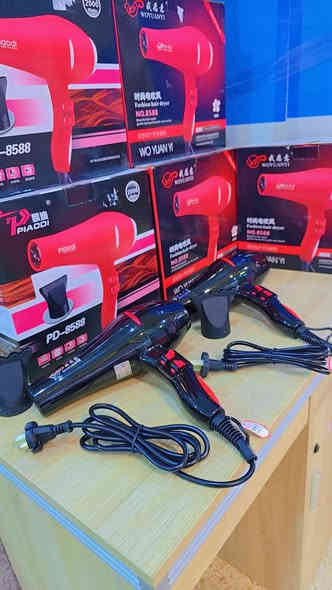 عرووووض خاصه 
شسوار اصلي السعر الواحد ٧ الاف وتأخذ اثنين ايصير بس ب١٠ الاف ......
العنوان  :- واسط قضاء الزبيديه خلف حسينيه القديمه معرض محمد مارد 
موبايل  :- ***********
