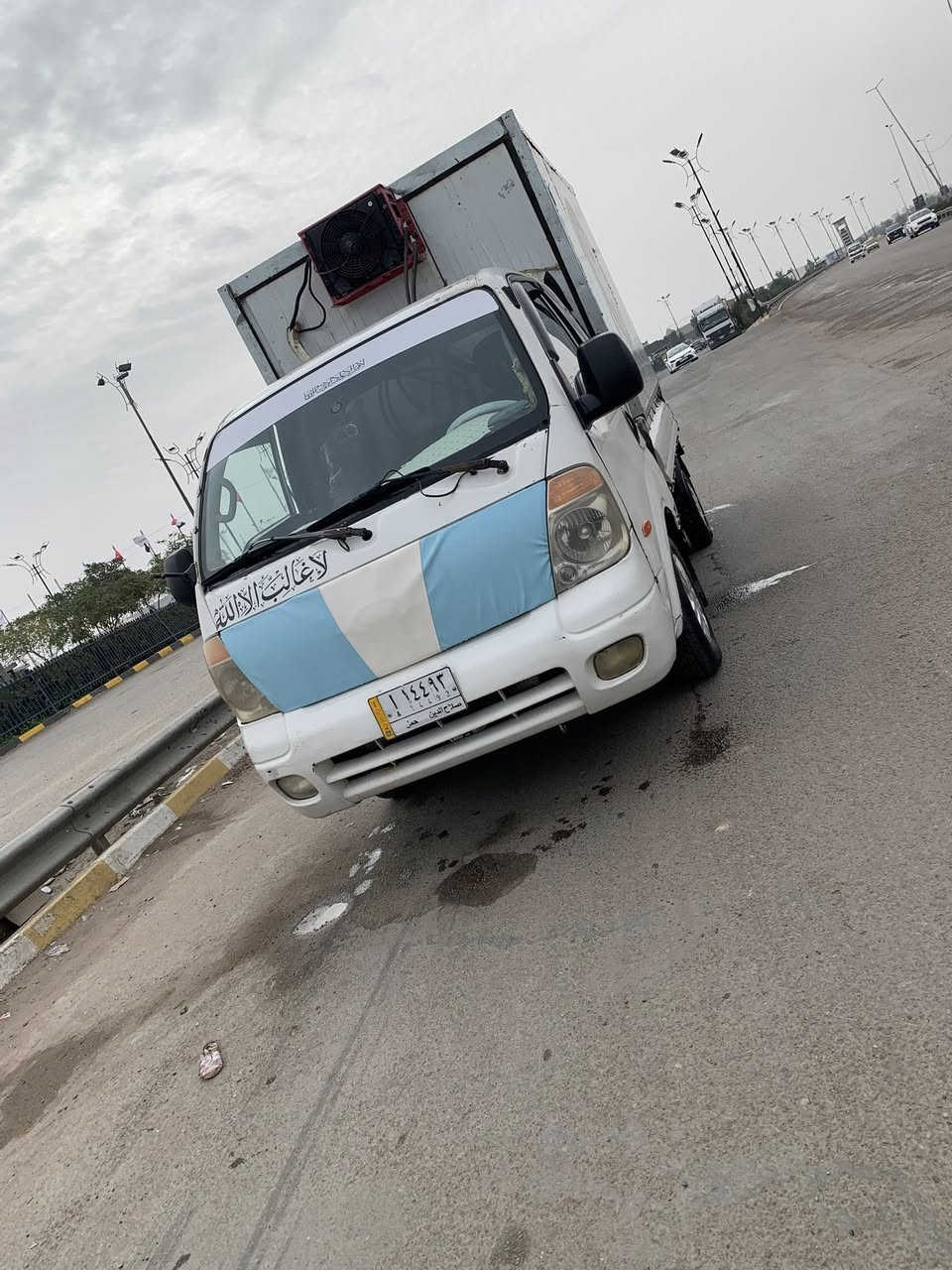 السلام عليكم. 
كيا بنكو موديل ٢٠٠٦ 
مكينه ٢٧٠٠  كهربائيات كله شغاله كير ومكينه خير من الله رقم شاصي واضح  ومابي لافطر ولاكسر  تخم تاير كامل حتى الاسبير والباتري كلها جديده بيدي مبدله 
السعر ٧٠
للإستفسار ***********
