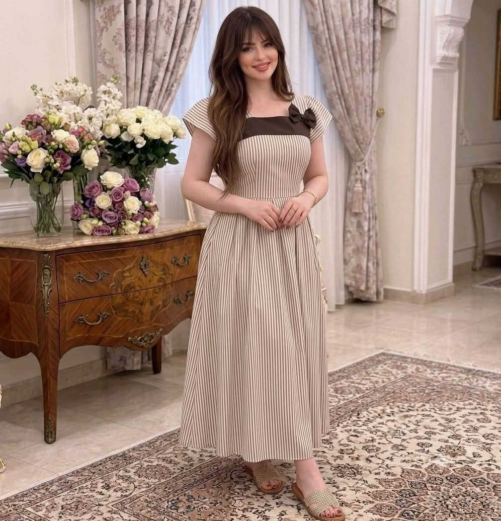 الفرحة بكالوريا يلزمها غوب كيما هذي 
روبة تع بنات تلبس من L حتى 2xl 
قماش Léane نوعية رفيعة


**إذا كنت صاحب هذا الإعلان وتريد حذفه لأي سبب، رجاءا أرسل رسالة إلى الدعم الفني**