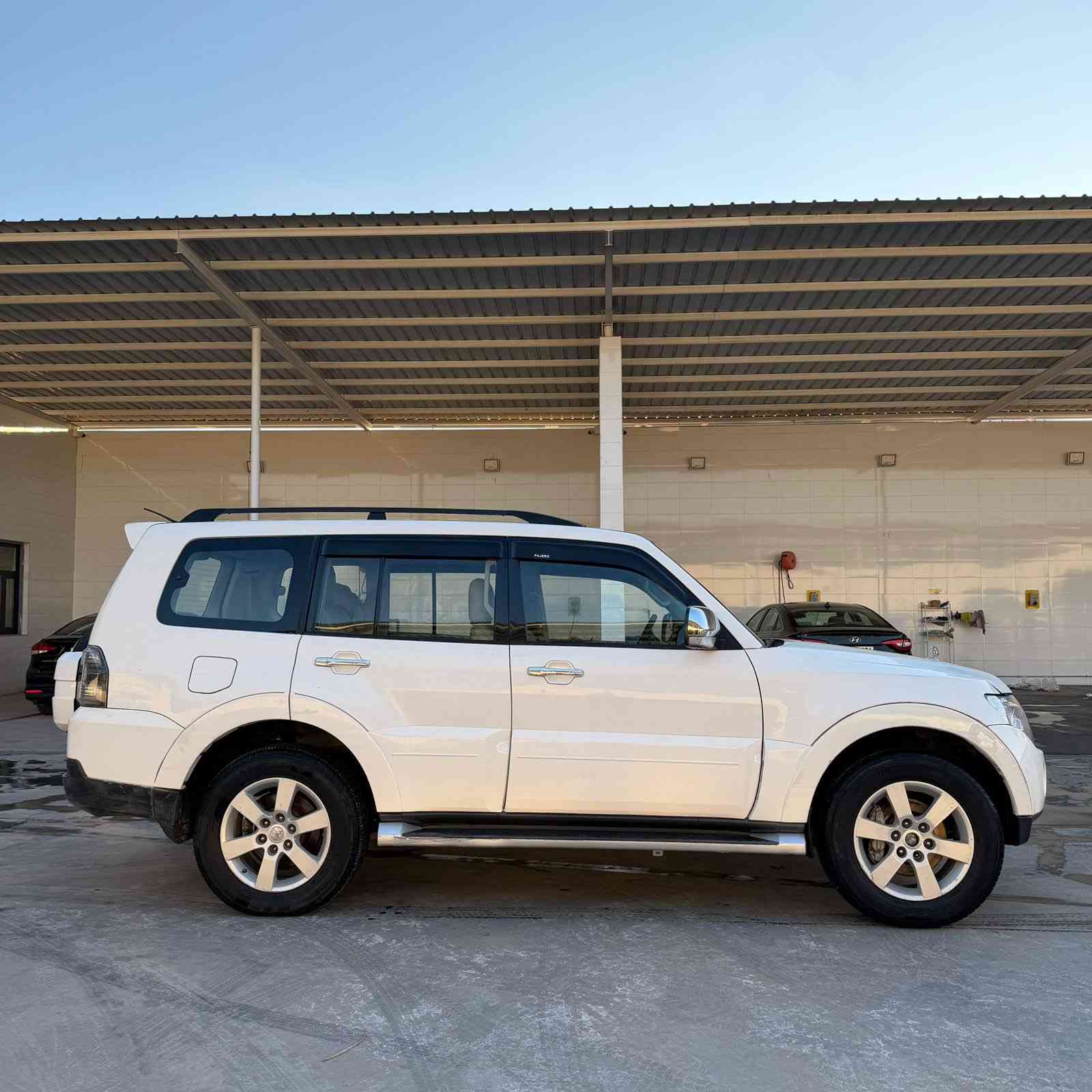 باجيرو موديل 2008حبتور
مكينه 3800  
السياره فول مواصفات
فتحه 
4x4
كشن كهرباء
تدفئه تبريد كشنات 
تحكمات ستيرن 
مري شفط اشاره بل مري
سياره جاهزه خير من الله
كير محرك تبريد خير من الله 
سعر 116
للاستفسار الاتصال على الرقم
ماشيه 250 
 ***********
