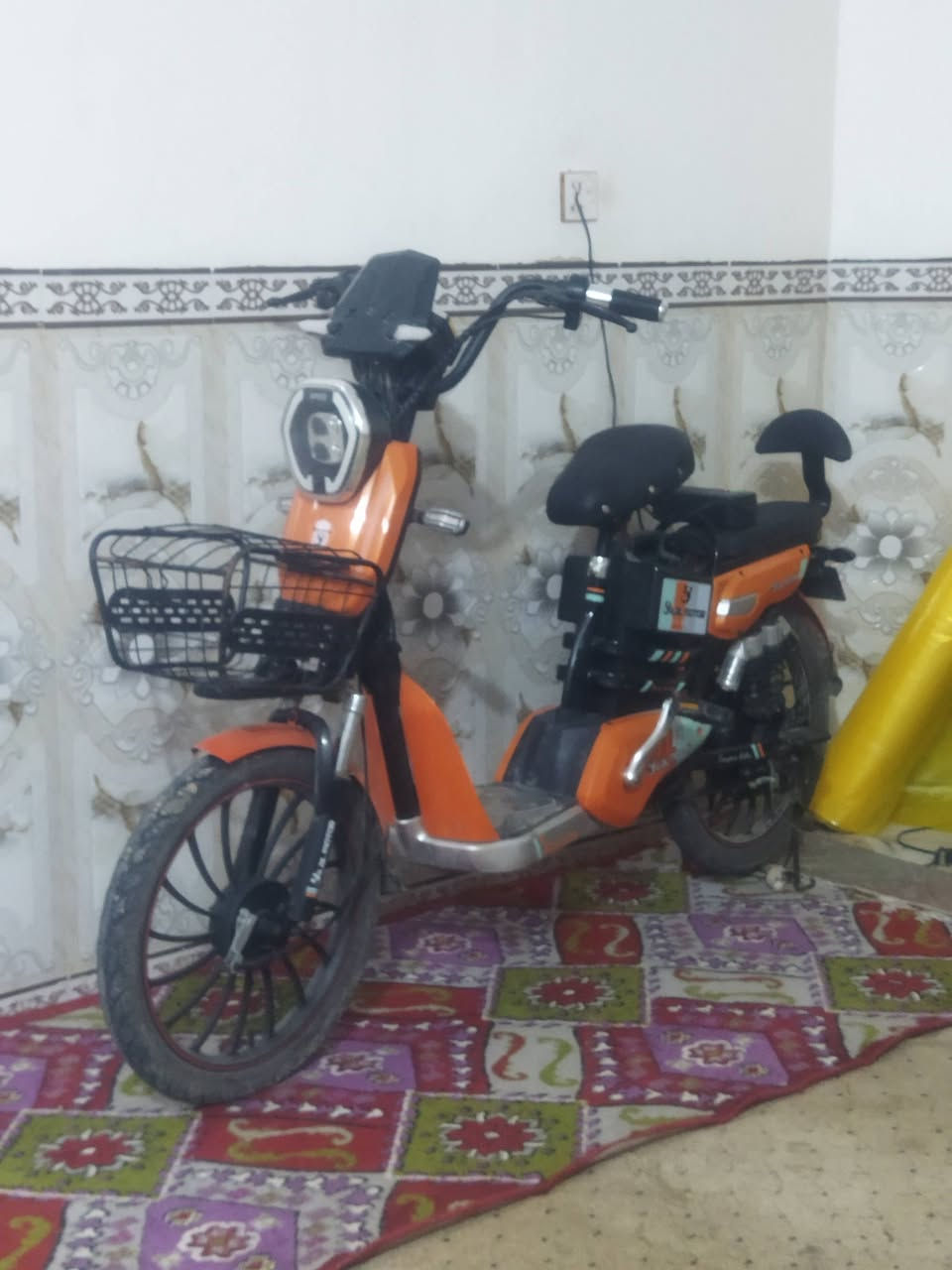 سلام عليكم باسكل شحن للبيع جديد المكان كربلاء الحسينيه ***********
