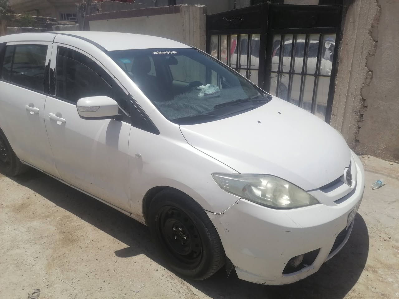 سلام عليكم ماصدا 5ياباني ٢٠٠٩ رقم بغداد  انكليزي بسمي بيهة جاملغ وبنيد وباب السايق مبادلات وكاله بدون صبغ كير مكينه خير من الله  تدفئه تبريد قطعتين ٧ راكب ب٧٠ وبيه مجال بسيط خابر ودلل ***********
