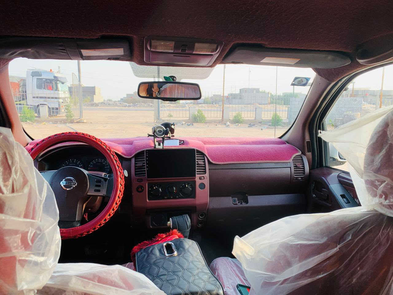 السلام عليكم نيفاره 2009 رقم بصره سنويه مجدده رقم إنكليزي مصفره غرامات وضريبه جاهزه كير ومكينه وحداديه وتخم تاير سياره مكلوبه سعر 80 وبيه مجال مكان بصره 
***********
