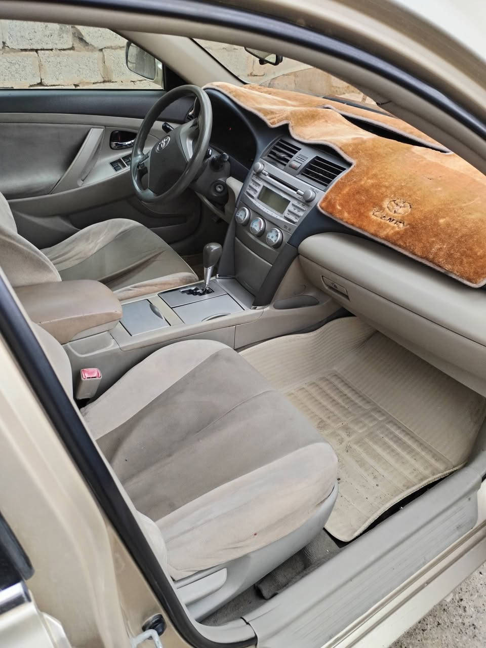 كامري وارد امريكي موديل 2010
رقم سليمانيه تحويل مباشر 
بيهة 3 قطع صبق 
الاستفسار او السعر اتصل *********** وبيك خير ودلل
