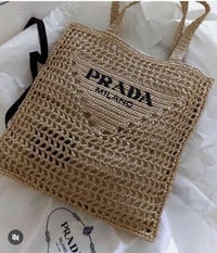 جنطة • تجنن • توصيل
