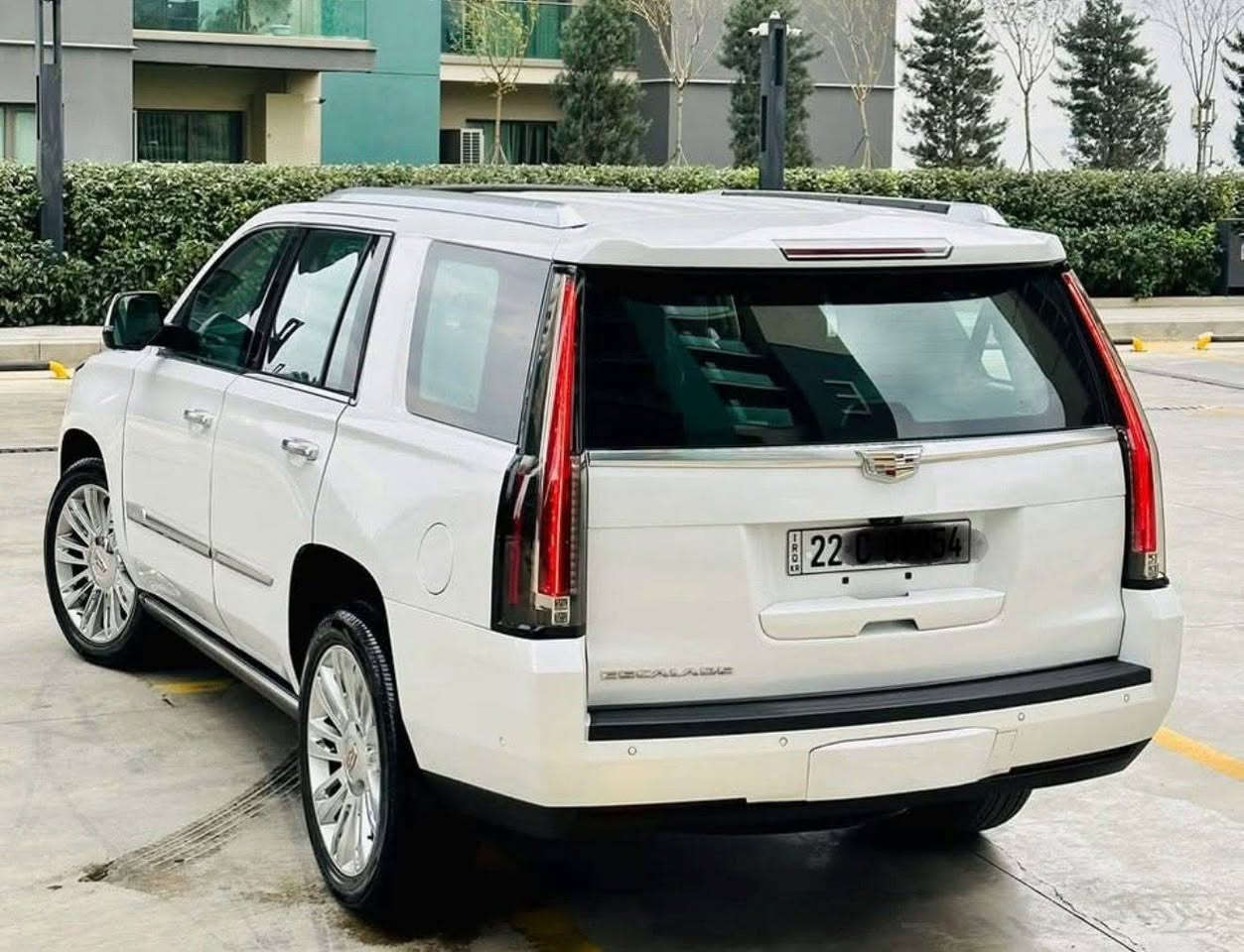 كاديلاك اسكاليد موديل 2017خليجيه وكاله المنصور 
 السياره فول مواصفات واحد ع واحد
 داخل قرميدي سياره كفاله عامه 
حته الدعاميات ماشيه 61 الف كيلو متر
 الرقم اربيل الجديد سنويه جديده 
كير محرك بشرط السياره وضع شركه 
مكان السياره البصره 

رقم الهاتف 
***********
