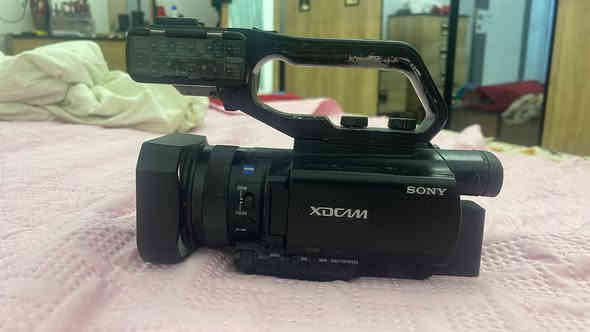 كامرتين للبيع 
***********
