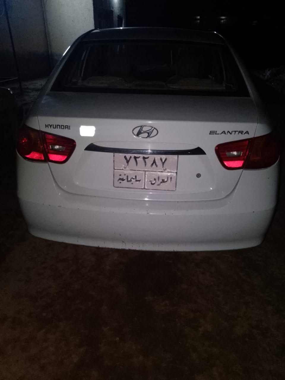 السلام عليكم الانتره البيع 2011 
 تحم تاير جديد اشاير بلامري 
بيها قطعتين صبغ مكان السيارة الدوره 
السعر 93 و بيها مجال الاستفسار***********
