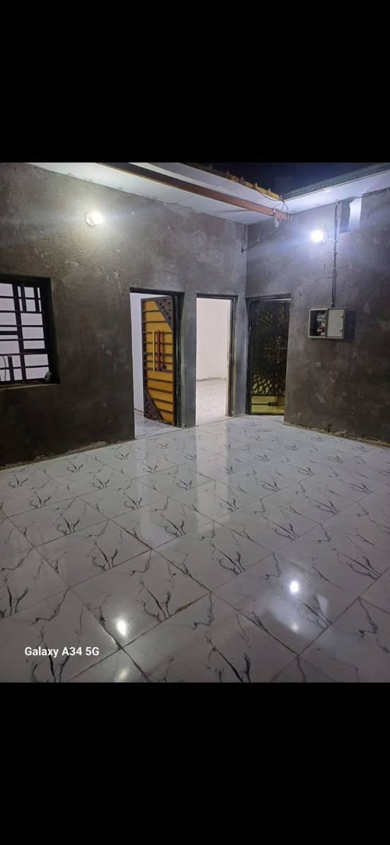 سلام عليكم بيت اليجار بكان بصره حيانيه شارع سيد بيت تجاوز ***********
