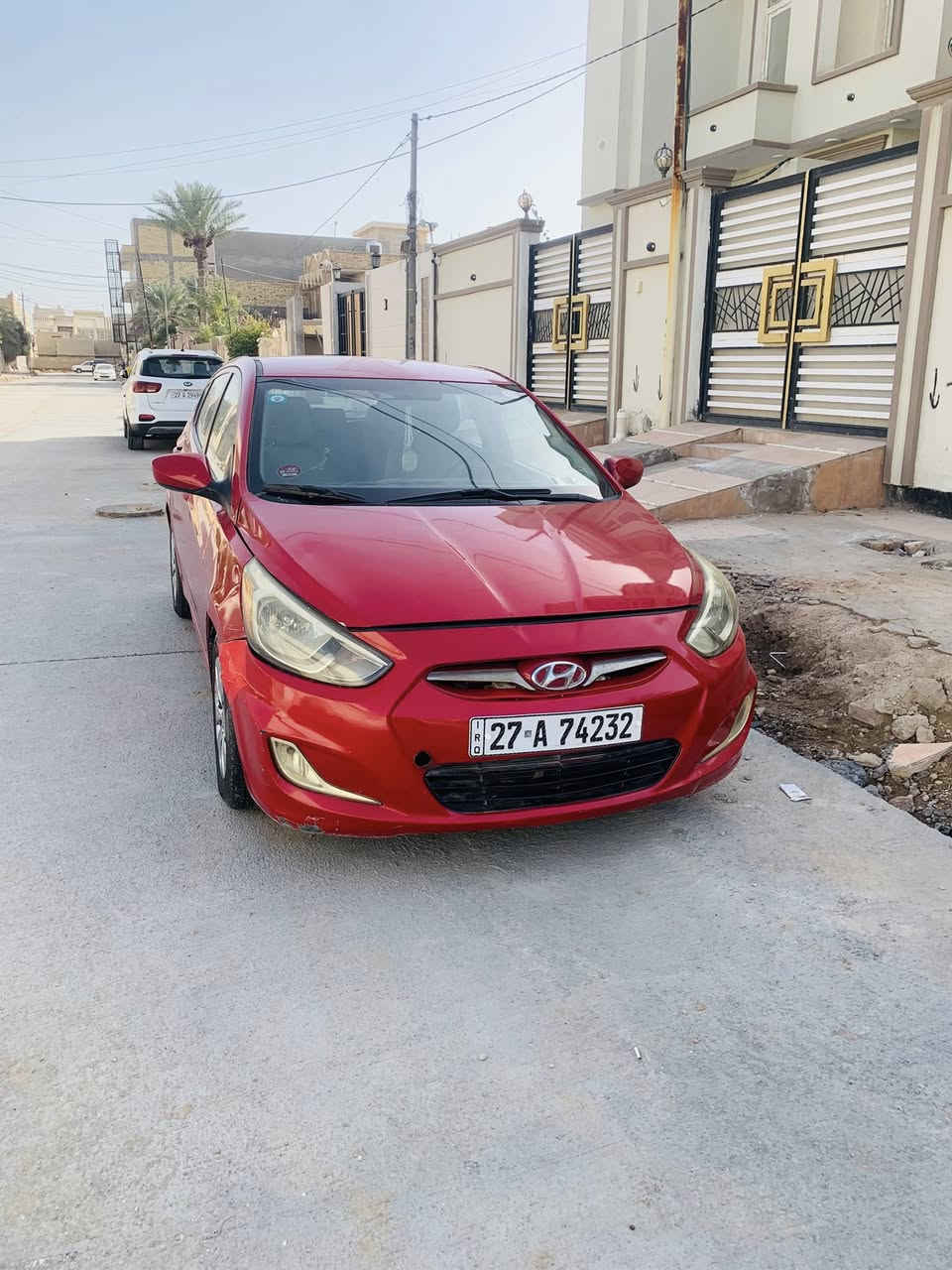 اكسنت هاج باك 
موديل 2017 
ماشية 109 قابل للزياده 
وراد أمريكي 
محرك 1600 GDI
تبريد حدادية محرك كير كله مكفول
تخم تاير جديد 
باتري جديد 
كير اوتو 4 نمر 
سنويه جديده 
السياره باسمي
رقم إنكليزي دولي ذي قار 
مكان السياره ناصرية شطرة 
الشراي الاتصال ***********
السعر 90 بيه مجال قليل
