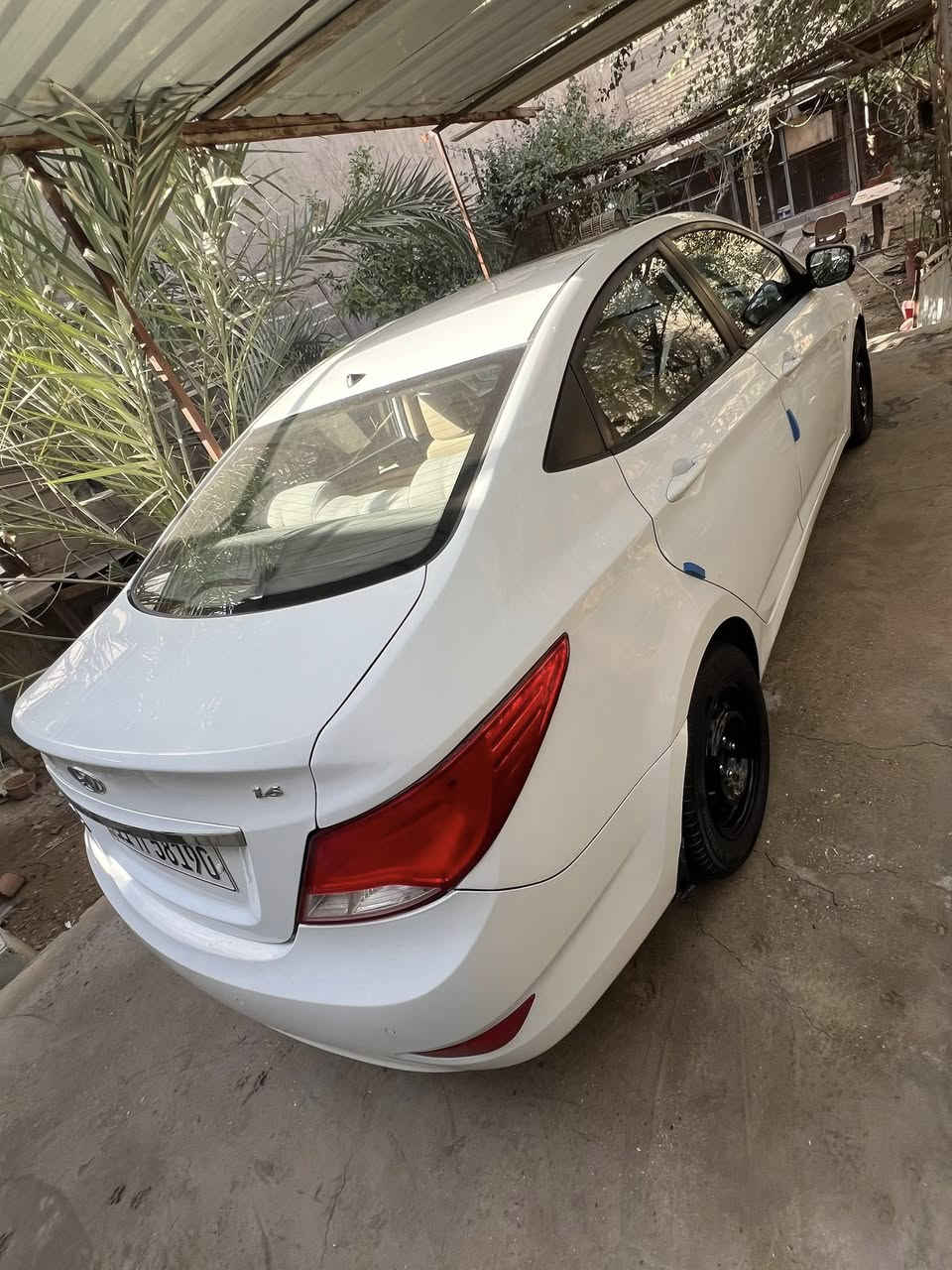 السلام وعليكم
اكسنت خليجي 2014 
 1600 / السيارة فول 
لغد / شاصي / مكينه مكفول
بيه مكانات صبغ 
ماشية 115 الف
السيارة ب اسمي شوكت متريد احولك
السعر ( 96 ) وبيه مجال بسيط
الموقع :  بغداد / الدورة
***********
