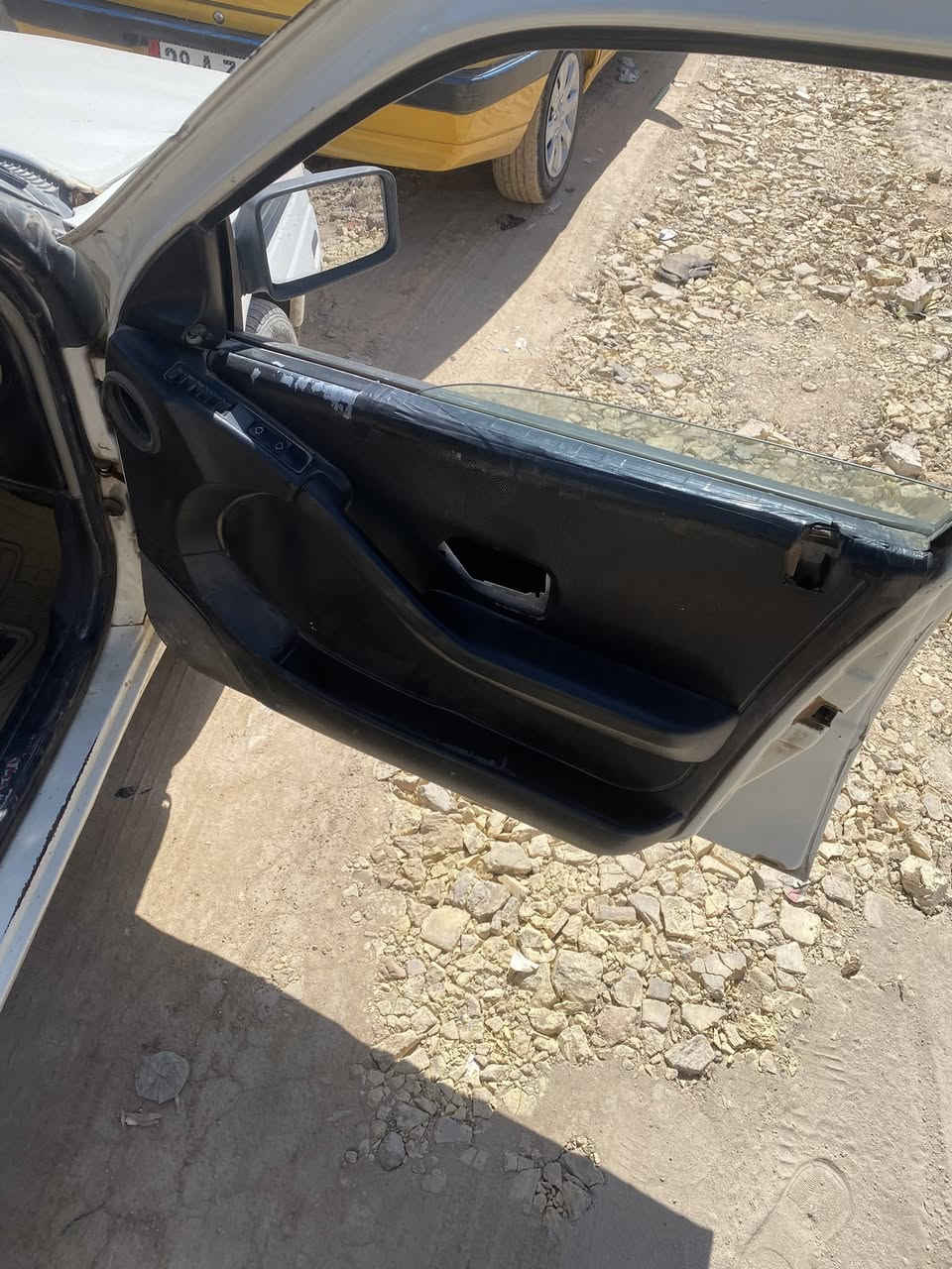 السلام عليكم ورحمة الله وبركاته 
بيجو روه مديل 2009
كفاله من ضربه قويه من تبدل وصبغ 
ماعده الهلالت والدوس 
عليىه غرامه بس ميه الف 
راعيه بل بلكوفه يريد مداور 
كهربائيه كله تشتغل 
تخم تاير جديد 
حداديه وره وكدام جديده 
سنتر لوك شغال 
يقفل حته الجنطه 
محرك بي رنك مسكور بس شغاله وتمشي 
السعر ب18وبيه مجال 
المكان الدوانيه المركز


**إذا كنت صاحب هذا الإعلان وتريد حذفه لأي سبب، رجاءا أرسل رسالة إلى الدعم الفني**