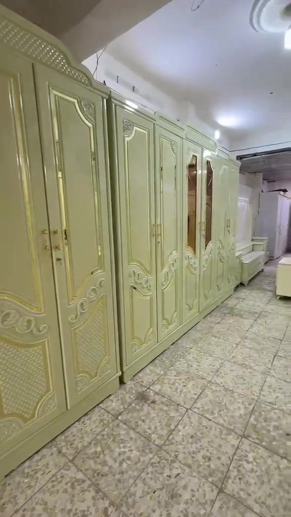 غرفة ست ابواب شغل عراقي تصميم تركي بشغل ولمسات عراقية
الخارج ام دي اف 9 ملم 
الداخل صاج طبيعي 4 ملم 
القاعدة بلوك صاج 16 ملم 
الظهر جرجوبة فتح وشد براغي 
الصبغ فرن حراري ودرجة اولى 
الدوشمة عراقية وخياطة يدوية والون حسب الطلب 

السعر مليون و600مع الشد والنقل داخل بغداد مجاناً

#أطراف بغداد

الغزاليه /ابو غريب/حي الوحده 15 الف 
الحسينيه/الشرطه الرابعه / البوعثيه/الراشديه / التاجي 10
الطارميه / 20
المحموديه /  25/
الشعله/10

#المحافظات 🦋

المحافظات 
النجف 75
الكوت 75 
كربلاء 50 
الحلة 50 
سامراء 50 
الديوانية 100 
تكريت 100 
الرمادي100
الناصرية 200
السماوة 200 
العمارة 200

#ملاحظه التوصيل يشمل الشد 🔧


**إذا كنت صاحب هذا الإعلان وتريد حذفه لأي سبب، رجاءا أرسل رسالة إلى الدعم الفني**