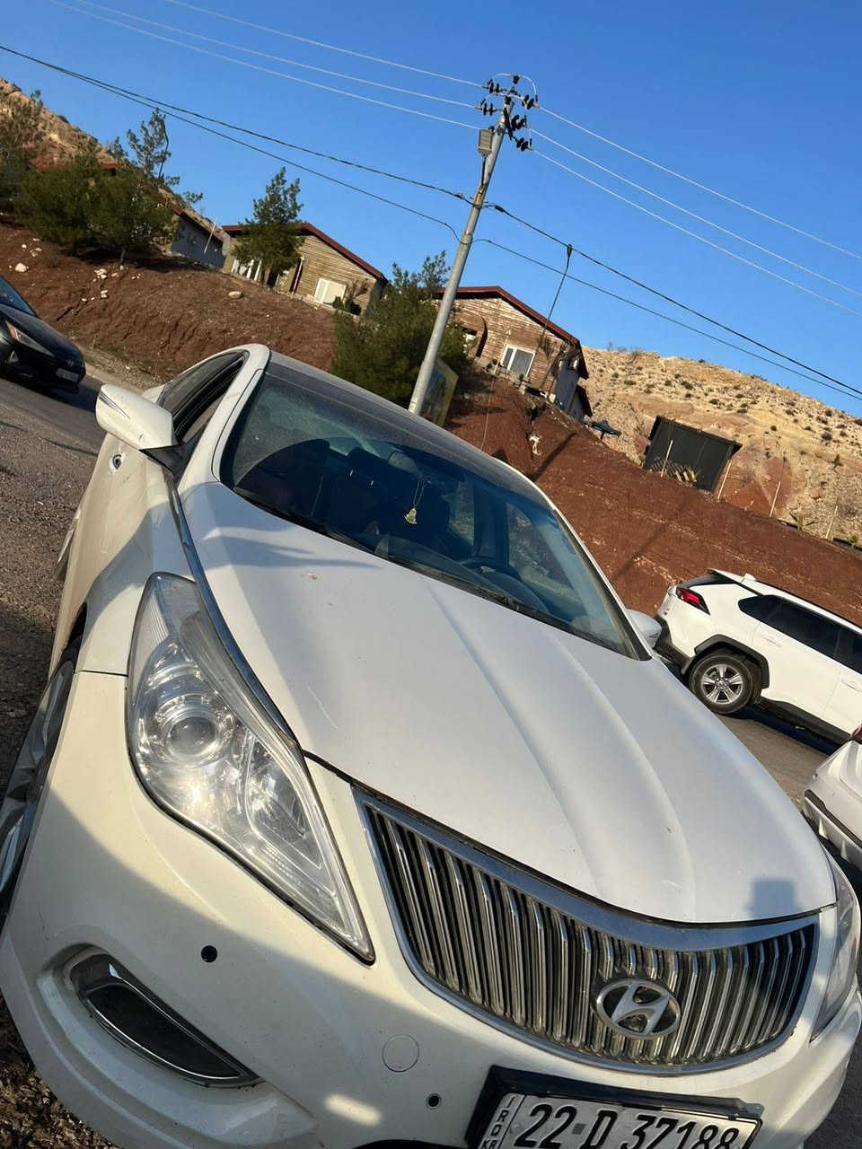 السلام عليكم من رخصت الادمن أزيره موديل ١٣ خليجي فول مواصفات رقم اربيل دولي بأسمنه بيها ٦ قطع صبغ بدون دواخل وتبديل السعر ١١٠ وبيها مجال رقم صاحب السياره ***********
