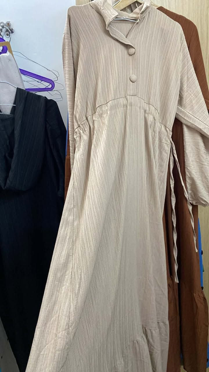 فساتين صنع مصري خامة فريسكا صيفي تجنننن باللبس السعر 8 الاف فقط 

بسعر الجملة دتنباع ب 15 الف @إشارة


**إذا كنت صاحب هذا الإعلان وتريد حذفه لأي سبب، رجاءا أرسل رسالة إلى الدعم الفني**