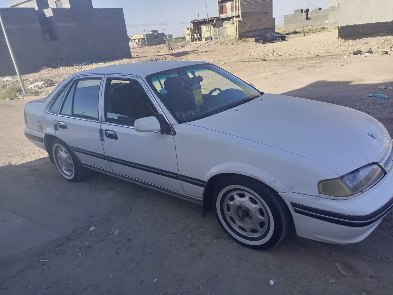 سلام عليكم برنس للبيع موديل 95سياره بلادي كير مكينه كفولات صدر خلفي امامي مكفول تخم تاير جوه رقم بغداد انكليزي جديد مكانه الانبار فلوجه *********** 
*********** مامتواجد ع نت استفادر ع تصال سعر 47بيه مجال بسيط
