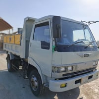 هينو • موديل ٢٠٠٠ • بدي جديد