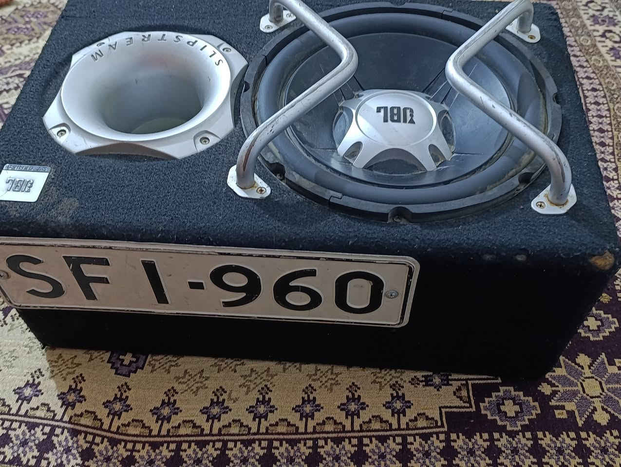 السلام عليكم من رخصت الادمن مضخم للبيع للاستفسار الاتصال على الرقم ***********
