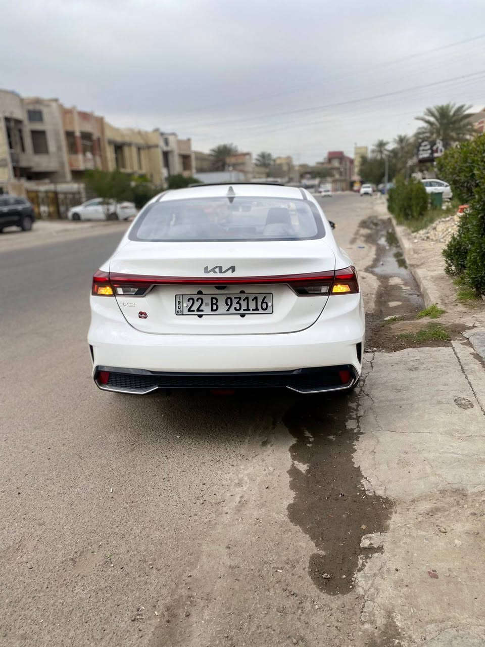 يا الله سلام عليكم
K3 2022 رقم اربيل باسم شركه تحويل ثاني فول مواصفات VIB ماشيه 20 الف 
داخل رصاصي 
داخل جلد
شاشه كبيره
شاشه تبريد منفصله
بصمه تشغيل
درايف مود
هاند بريك بصمه
شاشه ديجتل
تبريد قطعتين
محرك 1500 دبل نوزل
لد LED امامي خلفي
حساس امامي خلفي
كامره  خلفيه
وبعد بيه هواي مواصفات سياره كفاله عامه ما عده رصعه بسيط بل باب الخلفي موضحه بل صور مكاني بغداد شعب سعر 133 وبيه مجال ***********
