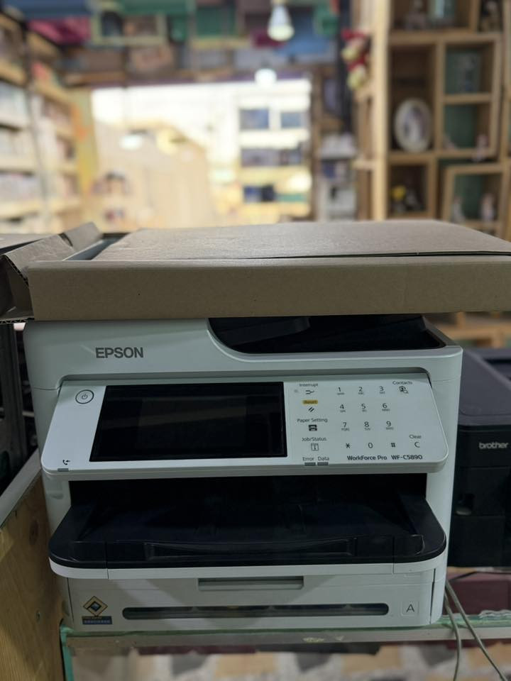 للبيع طابعة ابسون 5890 جديدة كلش قبل سبوع مشتريهة  ***********
