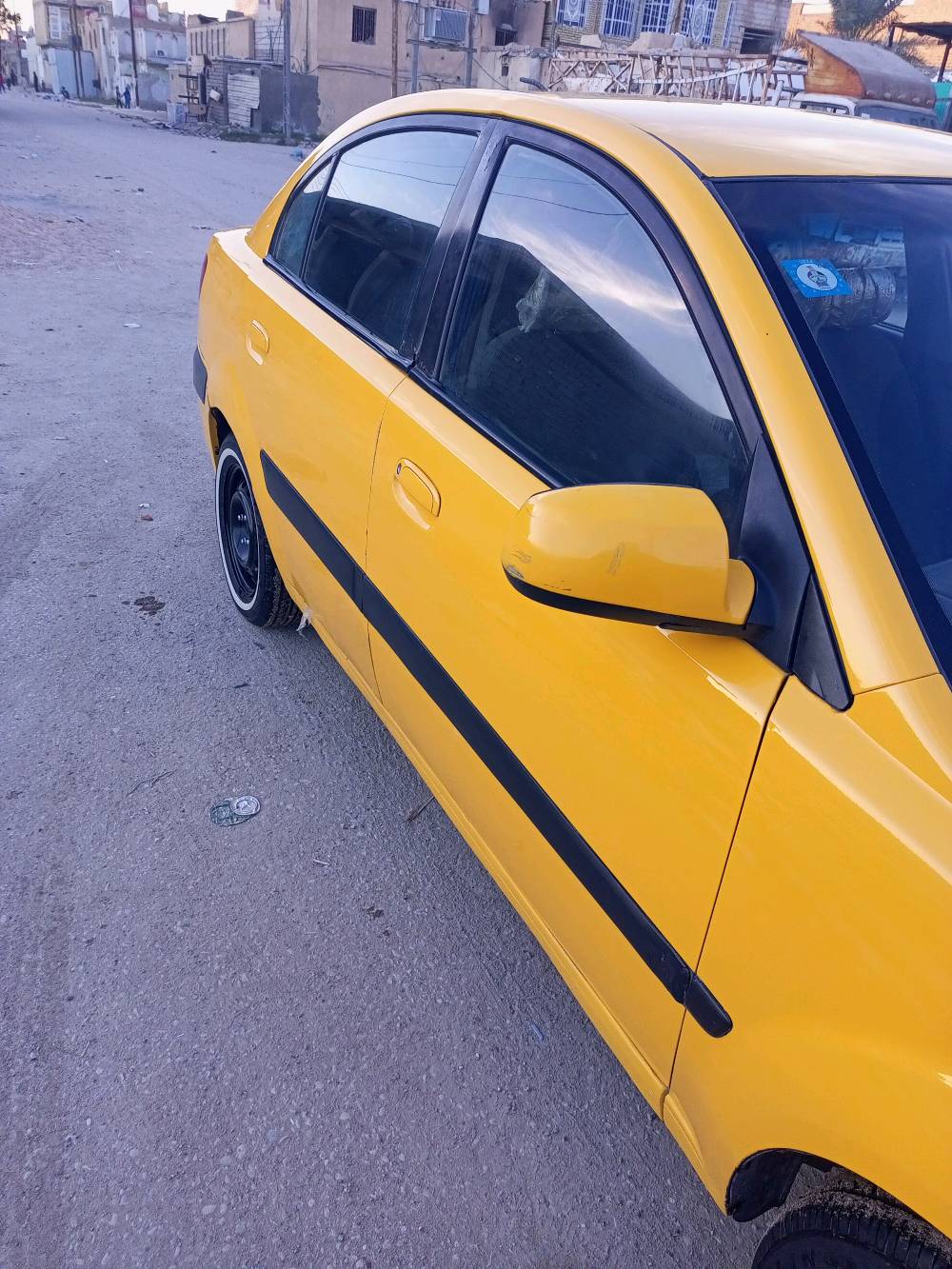 كيه ريو 2008وارد امريكي محرك 1600
سنويه ل29 رقم مميز رقمها ذي قار 
عنوان ناصرية مركز 