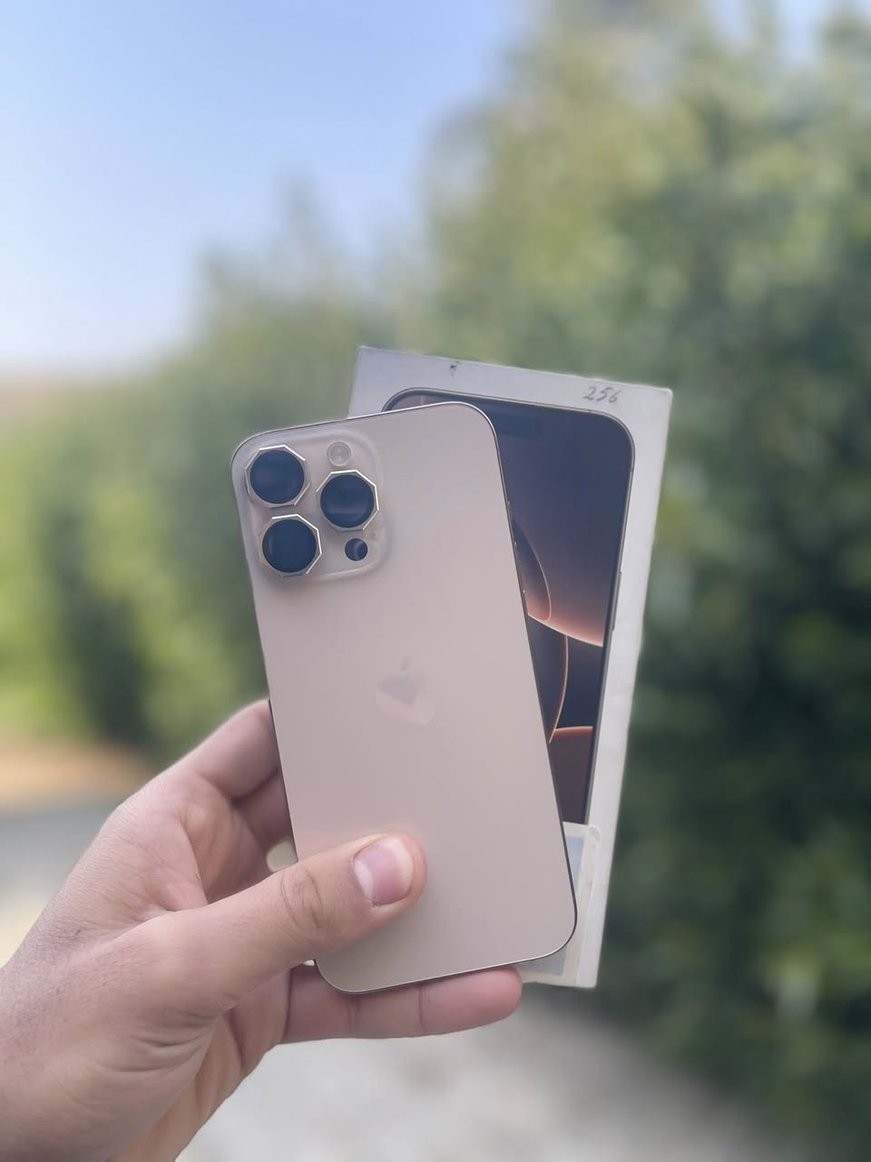 آيفون 16 برو ماكس ذاكرة 256 بطارية 98 السعر 1375 بيه مجال قليل 
*********** بغداد بوب الشام
