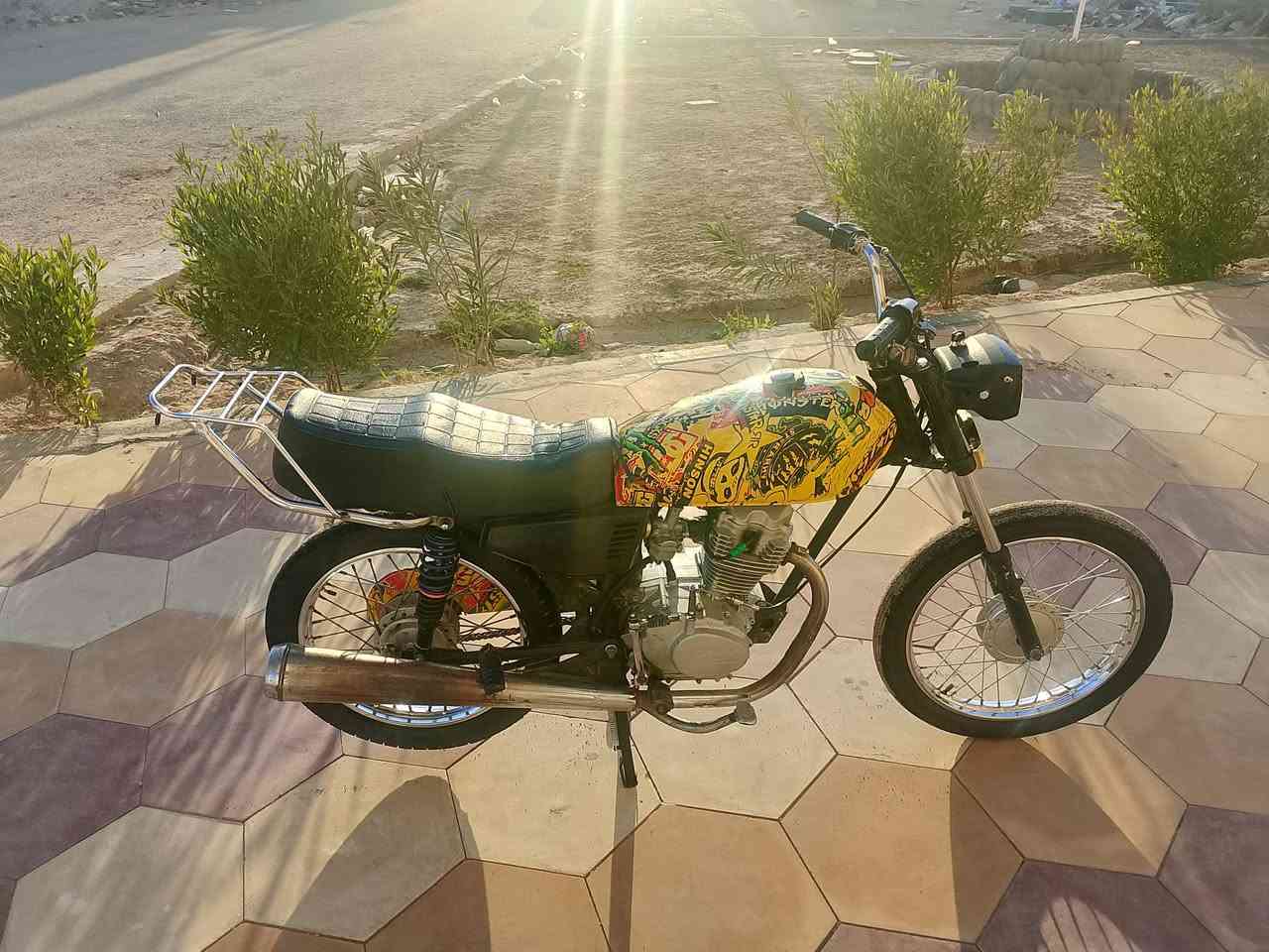 سلام عليكم  اربعه گير موديل21 كلك مكفوله من لشارع رقم شاصي وبليته مودلي 19مكينه ارشه نضيفه نضافه 80/100  نقصه بس بستم لسعر 325وبيه مجال حگ لجيه مكاني كربلاء الرقم بي واتس اب***********
