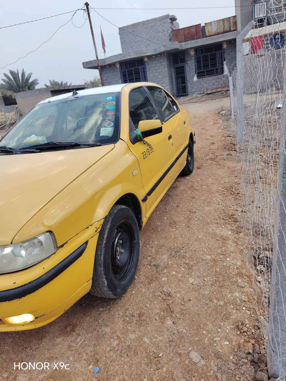 للبيع سمند ١٢نضيفه مثل ماشوفون بالصور رقم مميز مصفره هيه وغرامات السياره بسمي تحويل ثاني يوم ماناقصه بس تبريد عوزه غاز  عنوان حله السعر ٣١ وبهه مجال ***********
