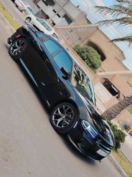 جارجر R/T 5700 موديل 2017 وارد امريكي
اللون :اسود 

رقم سليمانية تحويل مباشر 

حادث كلش بسيط بدون ايرباكات وبدون شواصي ولا لغود كله بلاد راديتر بلاد
صبغ جاملغين وهنا باب صبغ وبنيد محدث فقط 

سياره ستوك بلاد

مكينة كير بلاديات بدون ايرباك بدون دواخل  

مواصفاتها / 

بصمة تشغيل وابواب وصندوق وتشغيل عن بعد

شاشة جبيرة (كار بلي)

سستم صوت بلادي

هيتر بالكشنات 

هيتر بالمري 

تحكم ستيرن 

كشن السايق كهرباء

شفتات بالستيرن

كامرة خلفية

ويل 20

كشنات مخمل  

مكاني بغداد السيدية 

***********
