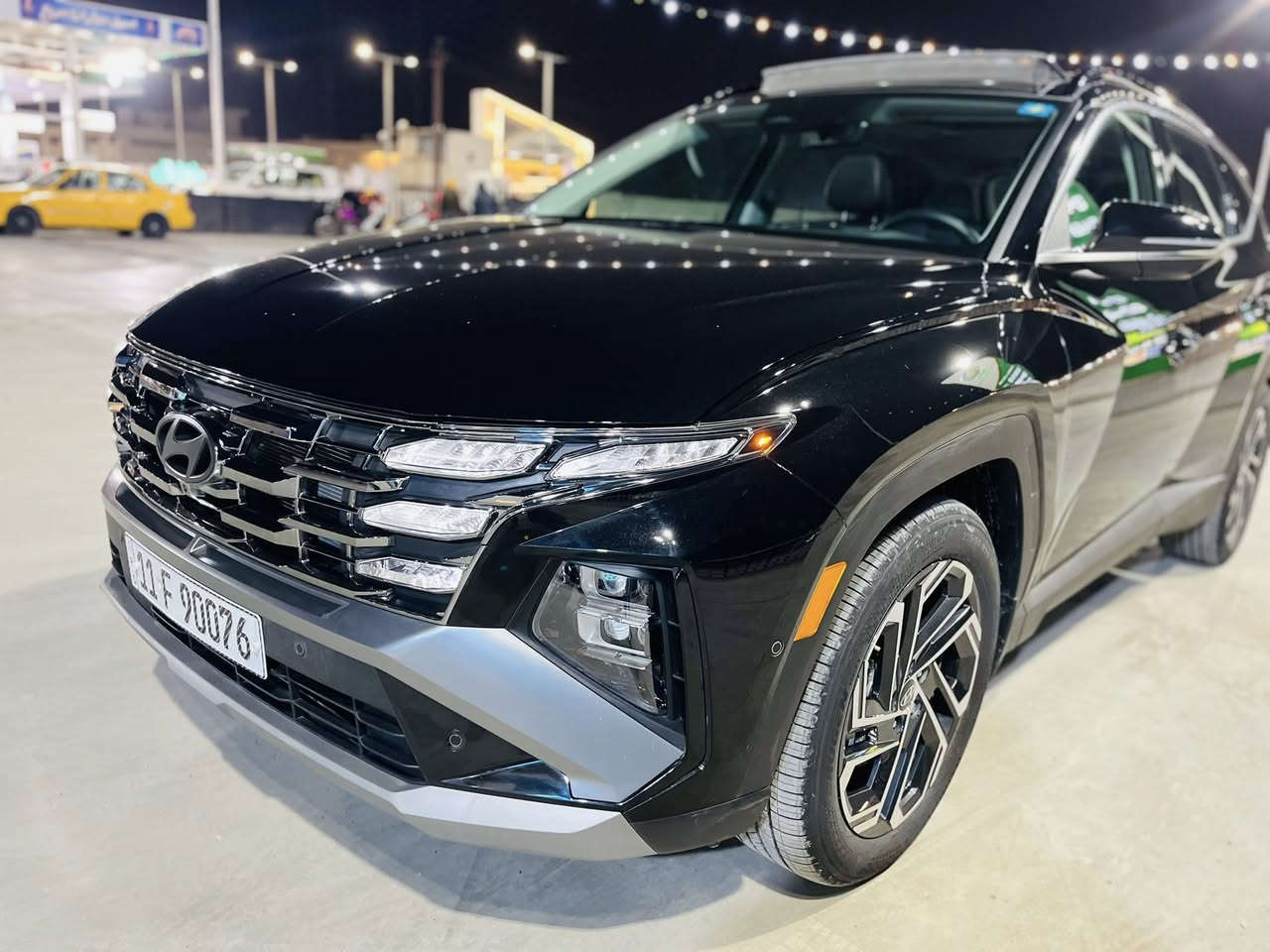 للبيع قطعه نادره الوحيده بالعراق
بهيجي مواصفات السياره استيراد خاص

اعلى فئة توسان‏.............. LIMITEDVIP
موديل 2025 امريكي زيرو سياره ماشيه فقط 3000 
مواصفات سياره كلش هواي ومتخلص

السياره تتقدم وترجع بالبصمه
السياره بيه داتشو تعرض على جامة سياره
كير سياره يجي تعليك مشابه للمارسدس
خزن ميموري للكشنات
مري قلاب عنده الرجوع
بصمة تشغيل 
بصمة أبواب لمس دخول ذكي 
بنوراما على طول السيارة 
صندوق كهرباء شفط 
كامرات 360 درجة
 ( جانبية - أمامية - خلفية ) 
كامرات مع الأشارة 
تبريد وتدفئة بالكشنات كشنات أمامية وتدفئة بالكشنات الخلفية
رادرات وسياقة ذاتية 
الكشنات الأمامية كهرباء 
أضواء محيطية متعدد
كشنات خلفية هيتر 
مرايات تعتيم ذاتي 
أبل كار بلي 
أندرويد أوتو 
شاشة دجيتل 3 أشكال للقيادة 
أشاير ترحيب 
أضواء أمامية LED زنون 
أضواء خلفية LED
نظام سماعات BOOSكلش عالي
فول أوامر صوتية 
جامات أوتو 
قطعتين تبريد 
إشارات ب المري 
شفتات ستيرن 
تحكمات ستيرن 
هاند بريك بصمة 
شحن واير ليس 
منافذ شحن 
أوتو هولد 
تشغيل عن بعد 
السيارة أوتو بارك 
حساسات أمامية 
حساسات خلفية 
گير ٣أنظمة أيكو وسبورت ونورمل 
رادار أمامي 
رادار خلفي 
رادار جانبي 
نقطة عمياء
وبعد بيه كلش هواي مواصفات حادث سياره قبق جنطه مبدل نفس اللون كفاله من الصبغ  جديده جداجديد  السياره رقم بغدادبسمي تحويل ثاني يوم بالعافيه على ياغذه 
للاتصال ***********
