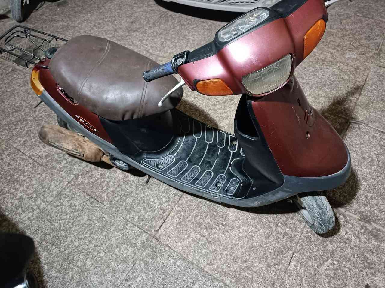 السلام عليكم دراجة لبيع المكان حيل بعث ‏‪0780 367 6475‬‏
