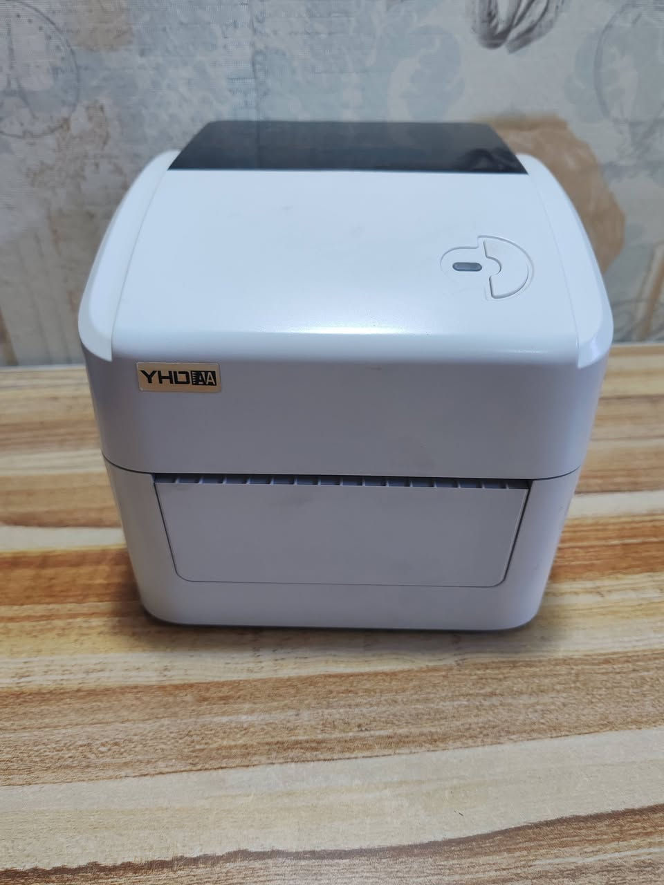 طابعة حرارية بلوتوث قياس 4 انج
● لا حاجة للحبر أو مسحوق الحبر أو الشريط.
● متوافق مع جميع أنواع الملصقات الحرارية القابلة للطي والملصقات الملفوفة.
● يتميز بهيكل موفر للمساحة مع الاحتفاظ بحاوية كبيرة لتحميل الورق.
● طابعة ملصقات الشحن تدعم USB/ USB+Bluetooth (LAN/Wifi اختياري).
● ذاكرة فلاش 8 ميجابايت، ذاكرة SDRAM 8 ميجابايت، رأس طباعة عالي الجودة، دقة 203 نقطة في البوصة.
● طابعة ملصقات بسرعة عالية تبلغ 152 متر/ثانية، وضوضاء منخفضة، وطباعة واضحة.
● مناسب للملصقات الحرارية المباشرة من 26 إلى 116 مم، ويدعم الورق المتواصل، وورق الملصقات، والورق القابل للطي، وورق العلامات.
● يدعم أجهزة الكمبيوتر التي تعمل بنظام التشغيل Windows 7/8/10/XP و Mac OS المزودة بمنفذ USB،
 
للمراسلة واتساب ***********
