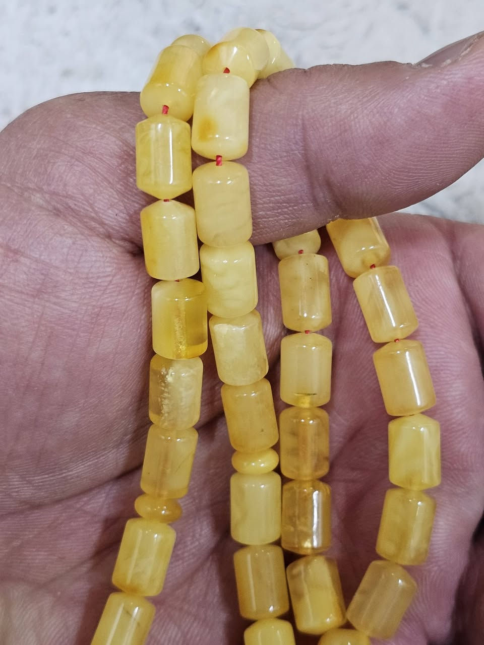 لو تاخذ كهرب بحر البلطيق لو لا تاخذ ..... بدون زعل
نعم اكو ارخص بالسوك تلكه الصيني ؟؟؟ ماشاء الله 
كهرب بحر البلطيق الحر الطبيعي الصافي شرط وضمان مدى الحياة بأصالة الخامة لاكبس ولاضغط ولا مسال ولامعالج ولاكهرب صيني وبجراخه جميله برميلي كويتي .
وزن ٢١ غرام ٤٨ حبه قياس الحبه ٧.٢×١٠.٨ ملم .


**إذا كنت صاحب هذا الإعلان وتريد حذفه لأي سبب، رجاءا أرسل رسالة إلى الدعم الفني**