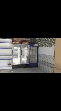 للبيع غراض محل برادات عدد 2 مجمده 1 رفوف 5متر كراسي  باترينات عدد 3  ل...