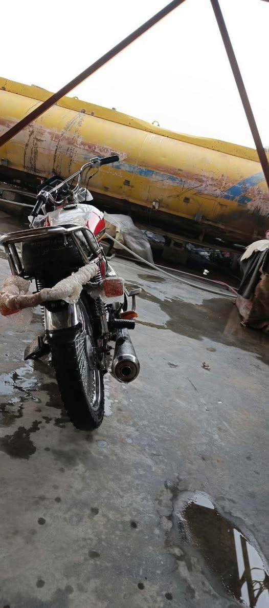 السلام عليكم موطور أربعه كير للبيع موديل 2019محرك معمر جديد السعر 325الف وبي مجال ***********
